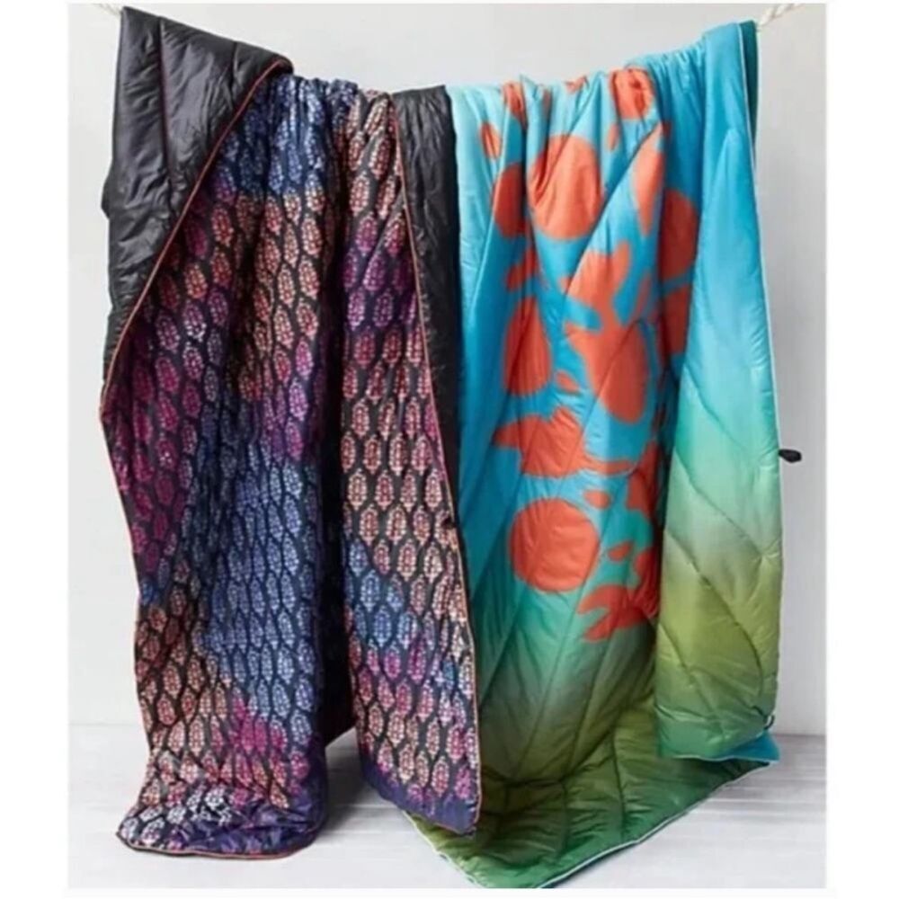 Free People Movement
RUMPL Printed Puffy Blanket
Logo NEW